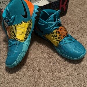 Kyrie 6 GS Oracle Aqua Basketball Shoes Size 7 Men